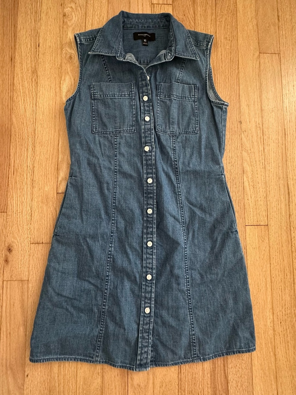 Banana Republic Sleeveless Denim Shirt Dress XS